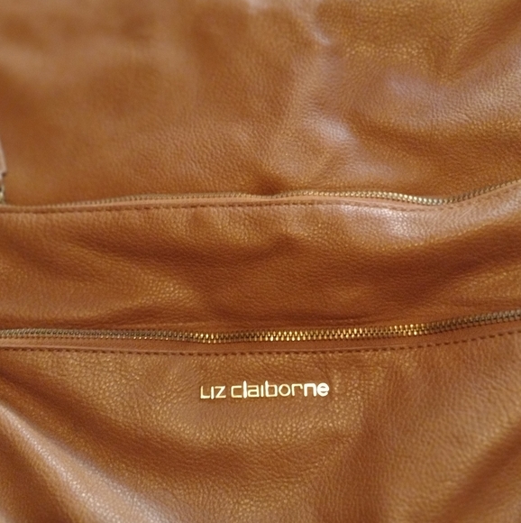 Liz Claiborne red Satchel purse. - Picture 2 of 7